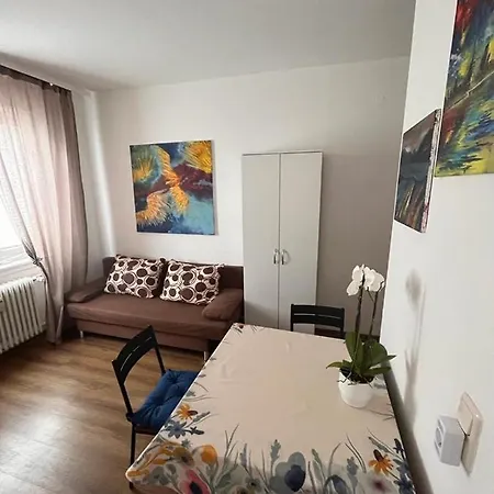 Апартаменты Apartment *